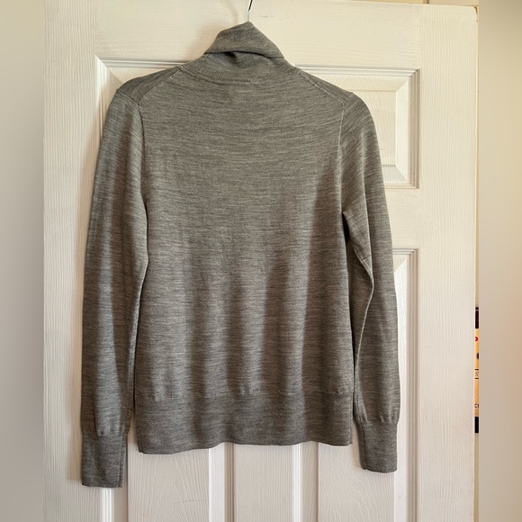 J. Crew Factory Women’s Wool Blend Turtleneck Sweater M - Picture 3 of 3